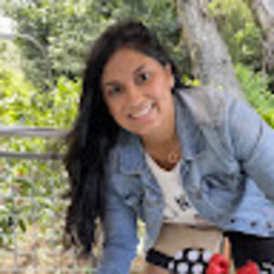 Meet your Posher, Iris